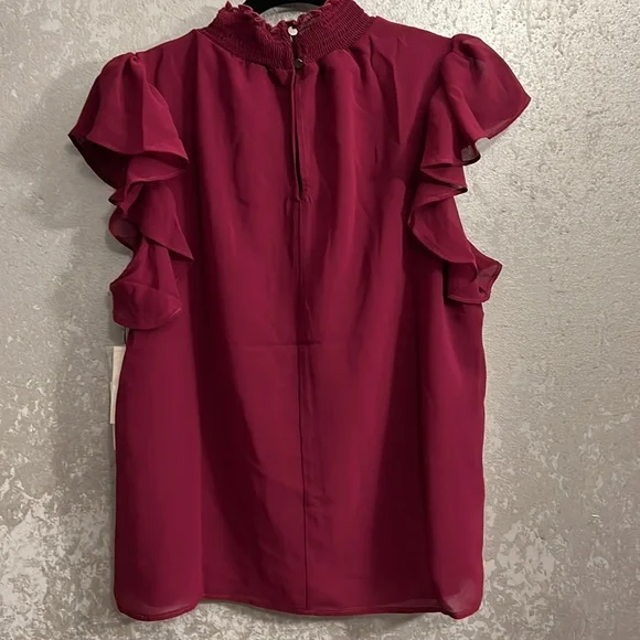 NEW! 1.State Chiffon Flutter Short Sleeve Smocked Mock Neck Blouse Plum Fairy M - Picture 3 of 8
